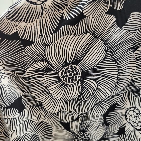 EXPRESS Satin Floral Wrap Front Tiered Maxi Dress - Picture 12 of 13